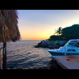 Meet your Posher, Marcia